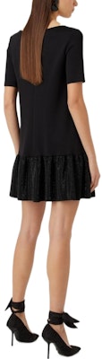 (W) EMPORIO ARMANI SS23 Vestido Negro Mangas Cortas con Volantes y Cristales. 3R2A7H-2JVLZ-0999 Shop (W) EMPORIO ARMANI SS23 Vestido Negro Mangas Cortas con Volantes y Cristales. 3R2A7H-2JVLZ-0999