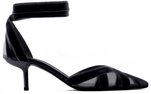 (W) Emporio Armani 'Black Stiletto' Beludru Ujung Lancip Hitam X3E434XN6831K001 Order (W) Emporio Armani 'Black Stiletto' Beludru Ujung Lancip Hitam X3E434XN6831K001
