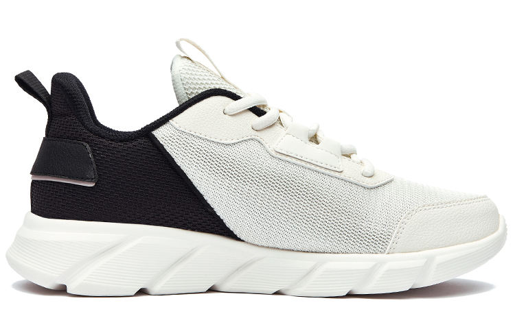 Order (W) 鸿星尔克 Erxleben 低帮运动鞋 '白黑' V2122103230-002