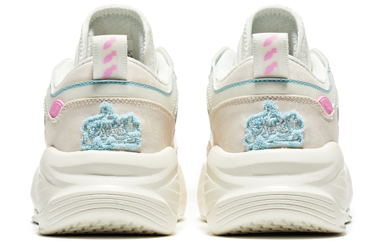 Shop (W) ERKE Hongxing Klasik Retro Rendah 'Bunny Money' Sneakers 52123101085-001