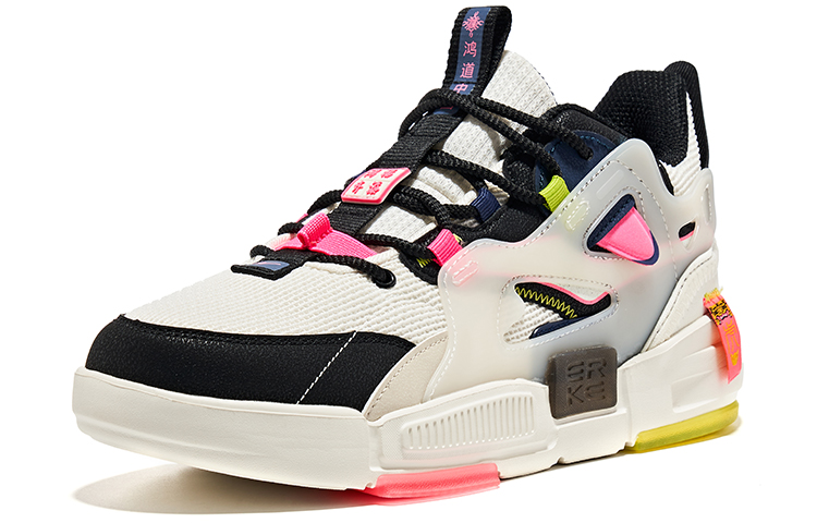 Lookbook (W) 鸿星尔克 解构低帮运动鞋 '白色霓虹桃粉' 12122101413-003