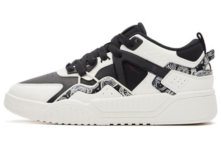 Buy 鸿星尔克 低幫 板鞋 女款 正黑