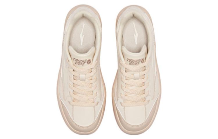 Lookbook 鸿星尔克 復古休閒 防滑耐磨 低幫 板鞋 女款 樺木色