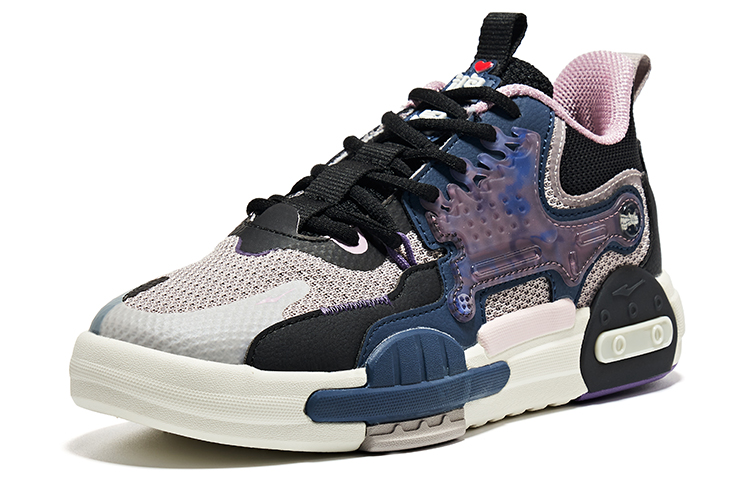 Lookbook 鴻星爾克 無雙大師 休閒運動 低筒 板鞋 女款 正黑霧紫