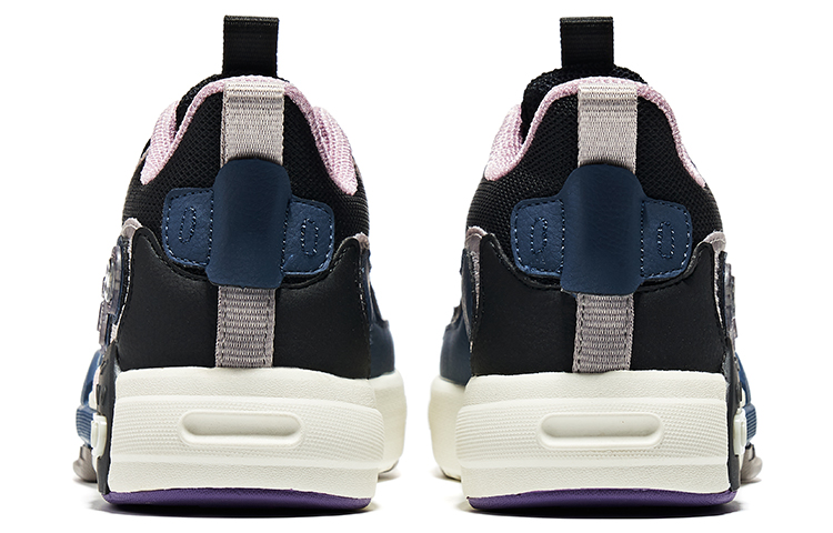 Shop 鴻星爾克 無雙大師 休閒運動 低筒 板鞋 女款 正黑霧紫