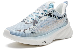 王者榮耀 x 鴻星爾客 伽羅 低筒 跑步鞋 女款 微晶白貝母色 Lookbook 王者榮耀 x 鴻星爾客 伽羅 低筒 跑步鞋 女款 微晶白貝母色