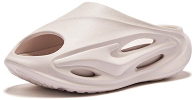 鸿星尔克 芷境 奇弹 洞洞鞋 運動拖鞋 女款 粉刷灰 Lookbook 鸿星尔克 芷境 奇弹 洞洞鞋 運動拖鞋 女款 粉刷灰