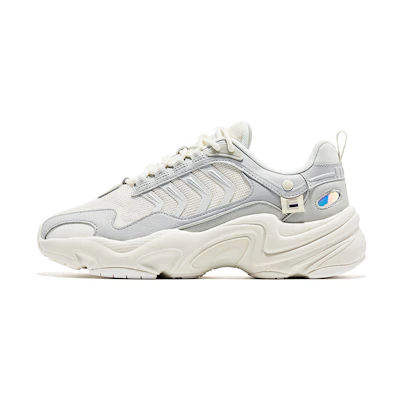 (W) ERKE RNNR 'Seek Light White Grey'