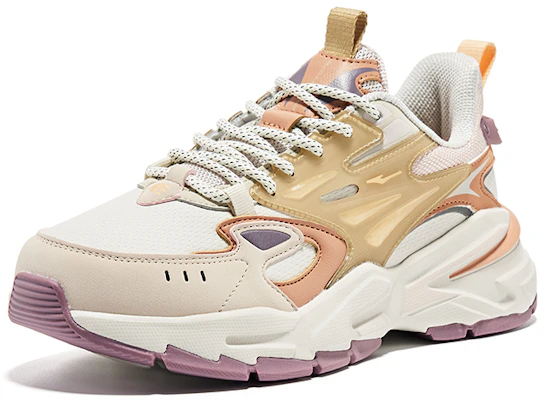 鴻星爾客 緩震 耐磨透氣 低筒 跑步鞋 女款 粉刷灰 Lookbook 鴻星爾客 緩震 耐磨透氣 低筒 跑步鞋 女款 粉刷灰