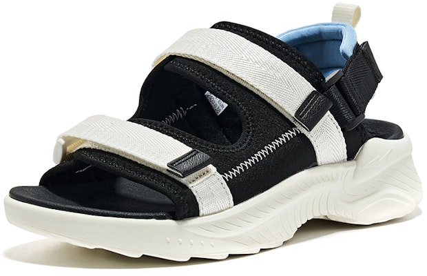 (W) Sandal Sukan ERKE 'Hitam Putih' 12122210424-004 Lookbook (W) Sandal Sukan ERKE 'Hitam Putih' 12122210424-004