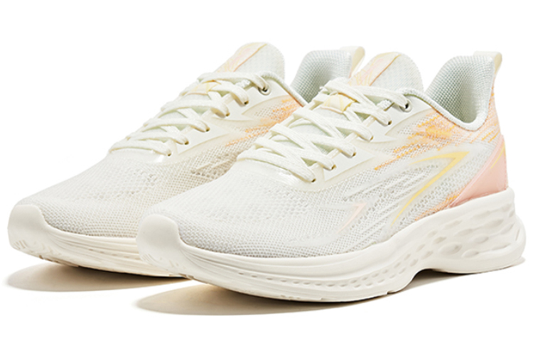 Lookbook 鴻星爾克 軟底緩震 支撐 低筒 跑步鞋 女款 白橙