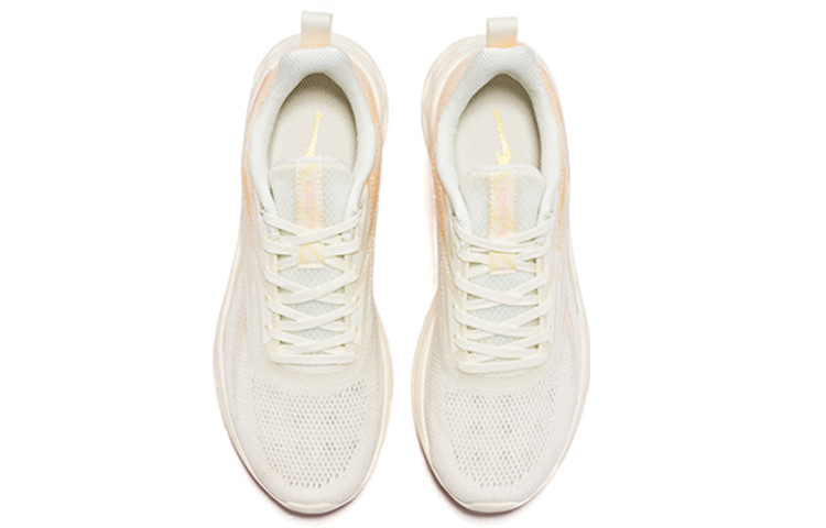 Shop 鴻星爾克 軟底緩震 支撐 低筒 跑步鞋 女款 白橙