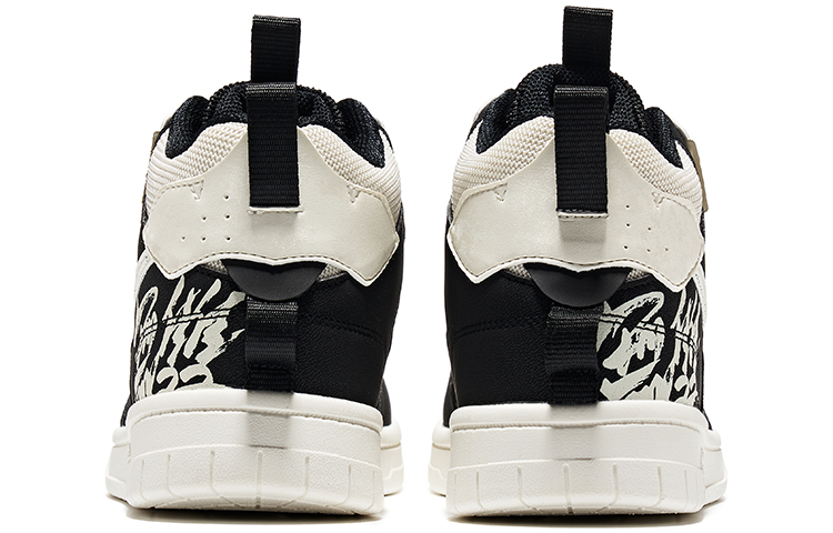 Shop 鴻星爾克 無雙大師 休閒 耐磨 高筒 板鞋 女款 橡芽白正黑