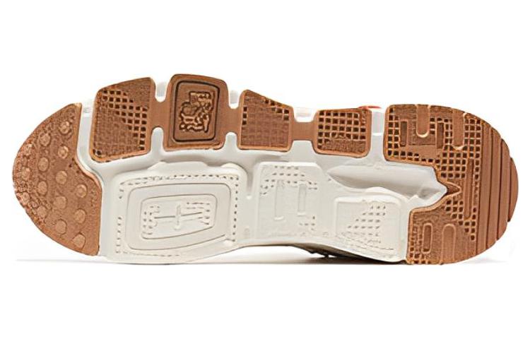 Details for 鴻星爾克 防滑減震耐磨 低幫 跑步鞋 女款 灰紅