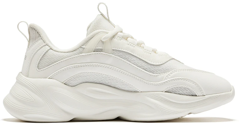 (W) ERKE Xtep Verge 2.0 Low 'Putih Perak' 52124102307-001 Order (W) ERKE Xtep Verge 2.0 Low 'Putih Perak' 52124102307-001