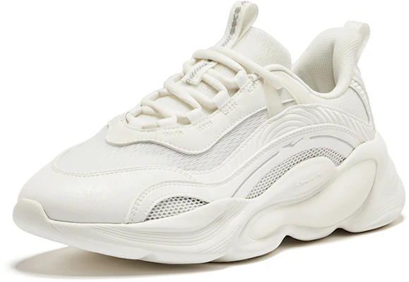 (W) ERKE Xtep Verge 2.0 Low 'Putih Perak' 52124102307-001 Lookbook (W) ERKE Xtep Verge 2.0 Low 'Putih Perak' 52124102307-001