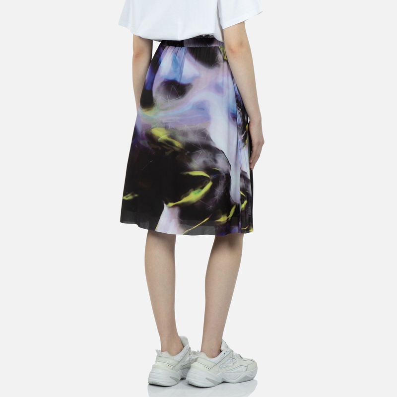 Purchase (W) EVISU 抽象プリントプリーツカジュアルロングスカート - ブラック. 2ESGNW3KL289RXPL