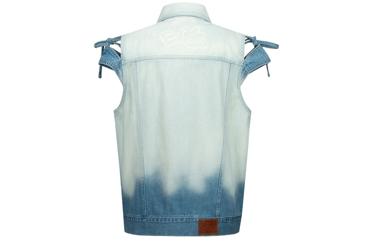 Lookbook (W) EVISU藍色拉繩領口丹寧口袋背心。 2ESHTW3VS734OSDN
