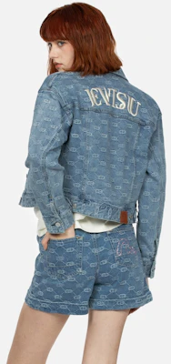 (W) Chaqueta Vaquera Ancha Azul EVISU SS24 con Bordados y Logos Estampados. 2ESHTW4DJ4054LFDP Shop (W) Chaqueta Vaquera Ancha Azul EVISU SS24 con Bordados y Logos Estampados. 2ESHTW4DJ4054LFDP