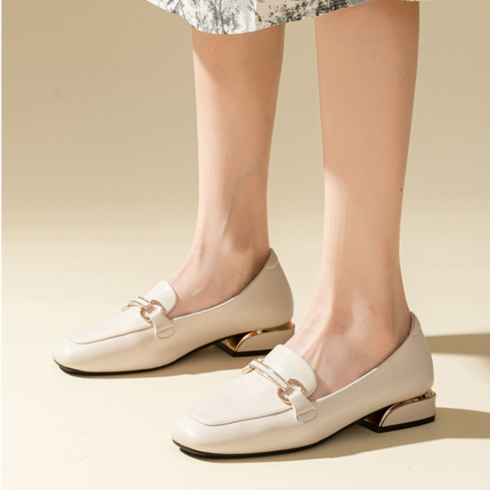 Shop (W) Exull 'Q Sepatu Hak Tebal Kulit Sintetis Gaya Inggris Beige Slip-On' 1315100471