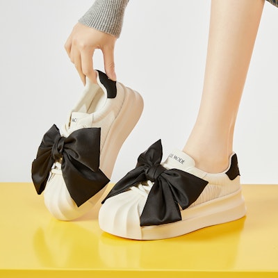 (W) Exull EsQ Low Top 'Rekaan Ikatan Rama-Rama' 7317405760 Purchase (W) Exull EsQ Low Top 'Rekaan Ikatan Rama-Rama' 7317405760
