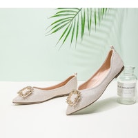 EXULL 依思Q 織物 浅口尖頭一脚蹬 休閒單鞋 女款 杏色 Shop EXULL 依思Q 織物 浅口尖頭一脚蹬 休閒單鞋 女款 杏色