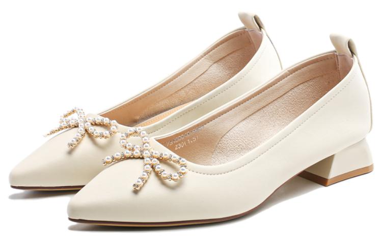 Lookbook (W) Exull Esse Q PU 'Sepatu Putih Hak Tebal Runcing dengan Dasi Pita' 7315001270