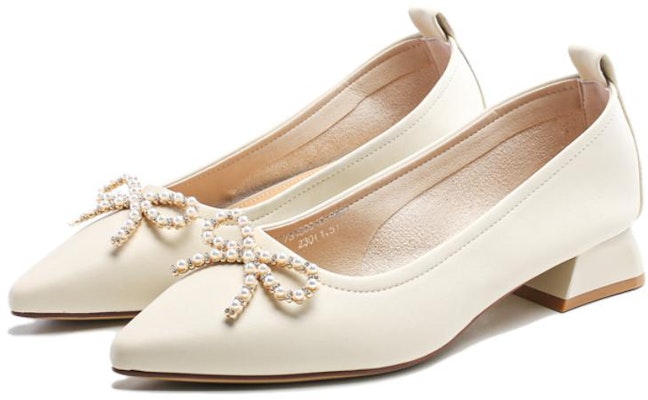 (W) Exull Esse Q PU 'Sepatu Putih Hak Tebal Runcing dengan Dasi Pita' 7315001270 Lookbook (W) Exull Esse Q PU 'Sepatu Putih Hak Tebal Runcing dengan Dasi Pita' 7315001270