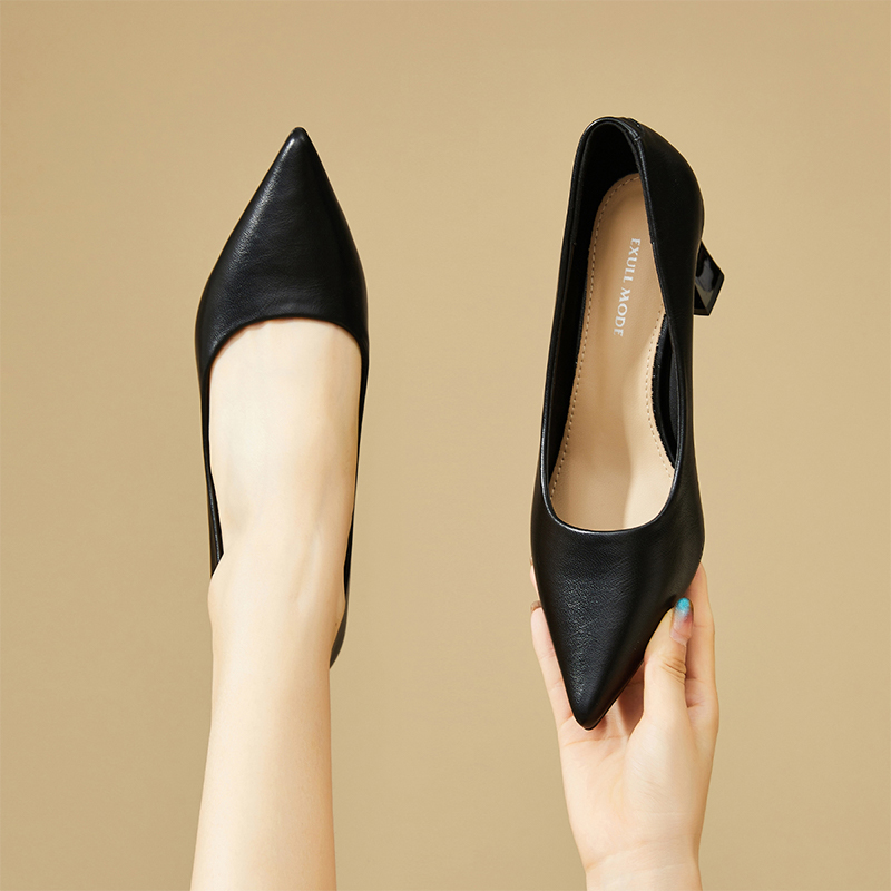 Purchase (W) Exull Is Q Sepatu Hak Chunky Slip-On dengan Ujung Runcing 73170069