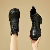 EXULL 依思Q 皮革 厚底英倫側拉鏈純色 短筒 馬丁靴 5.2cm 女款 4