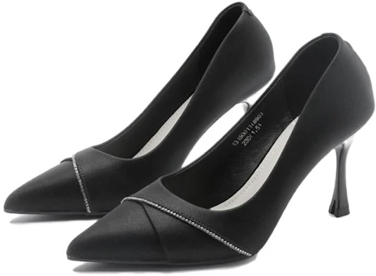 (W) Exull IsQ Tumit Tinggi Hujung Runcing Slip-On 'Hitam' 1315001160 Lookbook (W) Exull IsQ Tumit Tinggi Hujung Runcing Slip-On 'Hitam' 1315001160