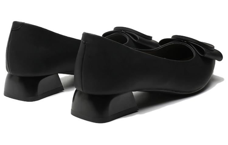 Lookbook (W) Exull Q 'Slip-On Hak Rendah Hitam Ujung Lancip' 1315000260