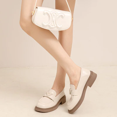 (W) Exull Q 'Ivory Slip-On' Sepatu Tanpa Tali Gading 1217106271 Shop (W) Exull Q 'Ivory Slip-On' Sepatu Tanpa Tali Gading 1217106271