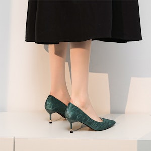 EXULL 依思Q PU 尖頭套腳 細跟 高跟鞋 6.5cm 女款 13