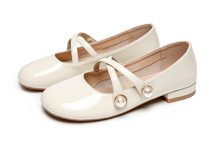 Lookbook EXULL 依思Q 皮革 圓頭甜美百搭時尚淺口 休閒單鞋 2cm 女款