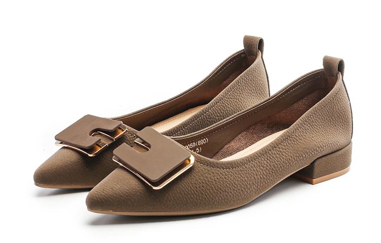 Lookbook (W) 卓诗尼Q休闲平底鞋「深咖啡气质尖头时尚搭扣」 1315005993