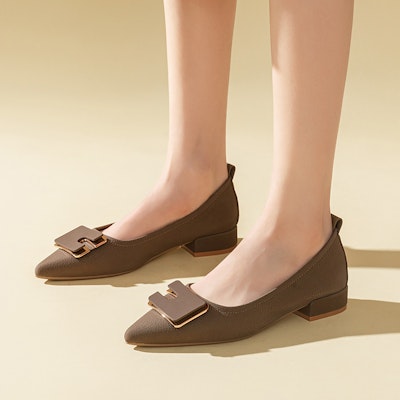 (W) 卓诗尼Q休闲平底鞋「深咖啡气质尖头时尚搭扣」 1315005993 Purchase (W) 卓诗尼Q休闲平底鞋「深咖啡气质尖头时尚搭扣」 1315005993