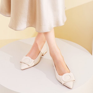 (W) 엑설 Q PU 베이지 포인티드 블록힐 뮬 1315000271 Lookbook (W) 엑설 Q PU 베이지 포인티드 블록힐 뮬 1315000271