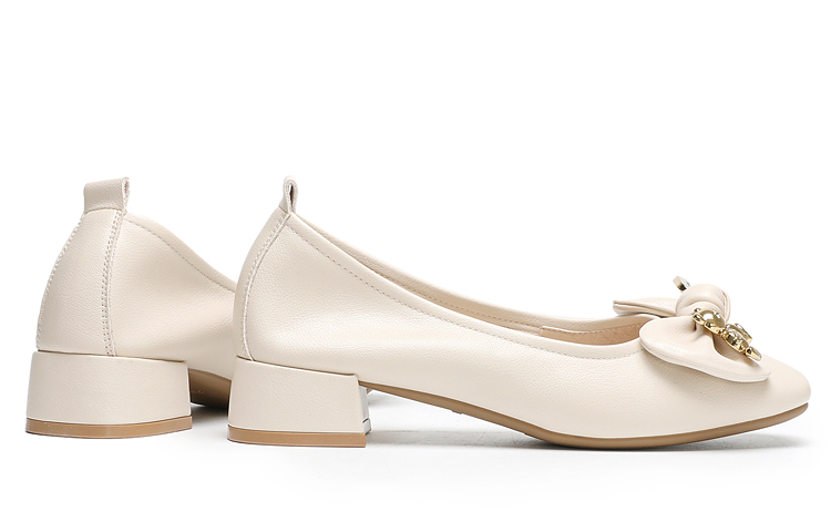 Lookbook (W) （女性用）エクサルQ通勤カジュアルパンプス「ベージュブロックヒール」 1217006671