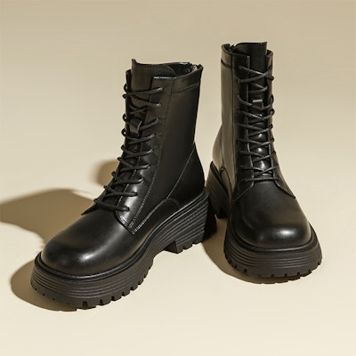 (W) Exull Q Kulit Sintetik 'Kasut Boot Gaya London Marten Hitam' 1218630260 Lookbook (W) Exull Q Kulit Sintetik 'Kasut Boot Gaya London Marten Hitam' 1218630260