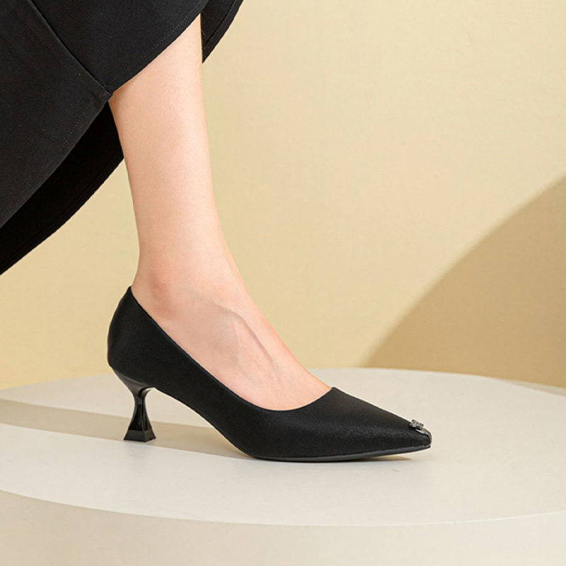 Shop (Women) EXULL Qi Leather Pointed Toe Slip-On Stiletto 'Black' 1315001060