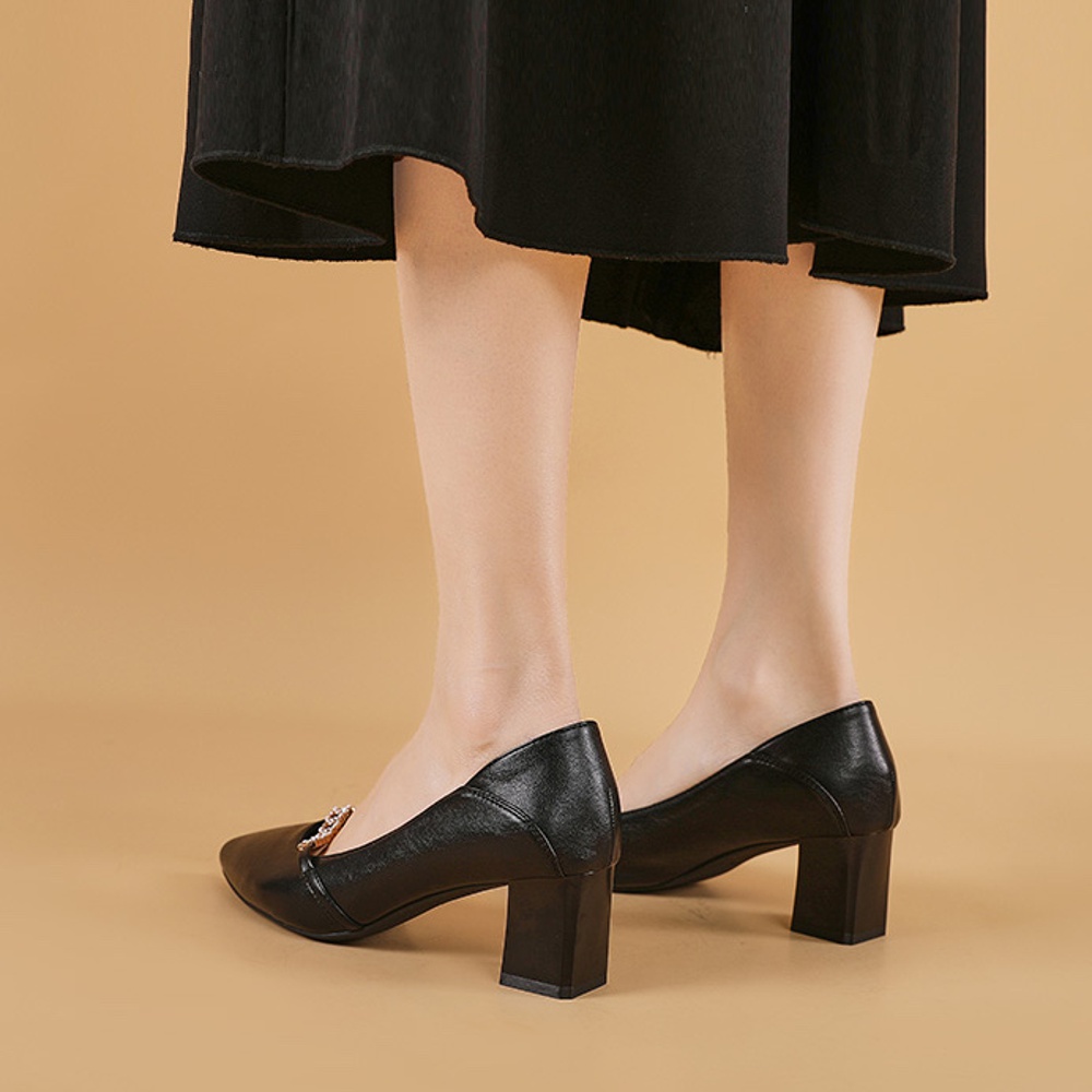 Shop (Women) Exull Yi Si Q 'Black Rhinestone Pointed Comfort Chunky High Heels' 1215002160