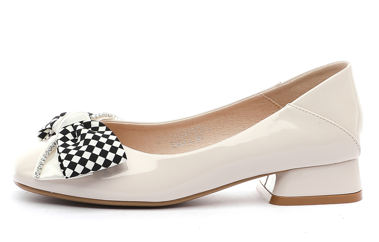 Buy EXULL 依思Q PU 淺口通勤軟底 休閒單鞋 女款 米白色