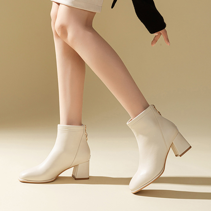 Lookbook (W) Exull Yi Si Q Sepatu Boot Hak Tinggi Kulit Sintetis Wanita 'Beige' 1218614671