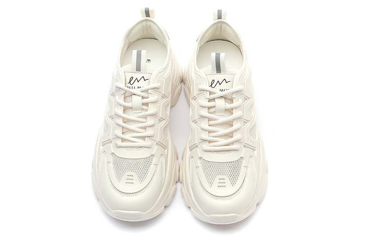 Lookbook (W) 이퀄 이시크 '라이트 베이지 dad 슈즈' (60 characters) 12I7700371