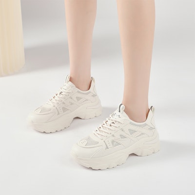 (W) Exull YiSiQ ライトベージュ ダッドスニーカー 12I7700371 Purchase (W) Exull YiSiQ ライトベージュ ダッドスニーカー 12I7700371