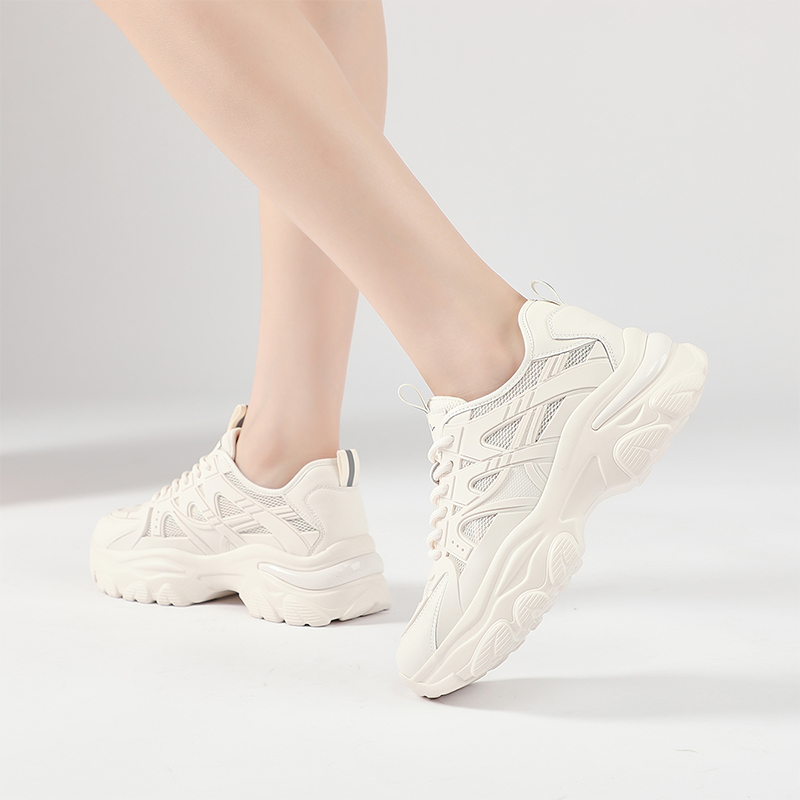 Details for (W) 이퀄 이시크 '라이트 베이지 dad 슈즈' (60 characters) 12I7700371