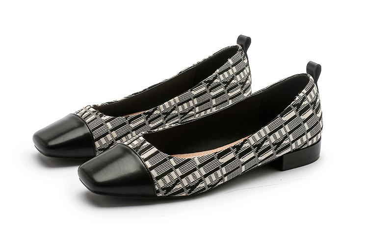 Lookbook (W) Kasut Kasual Rendah Retro British Kain Exull YiSiQ 'Hitam dan Putih' 72170136