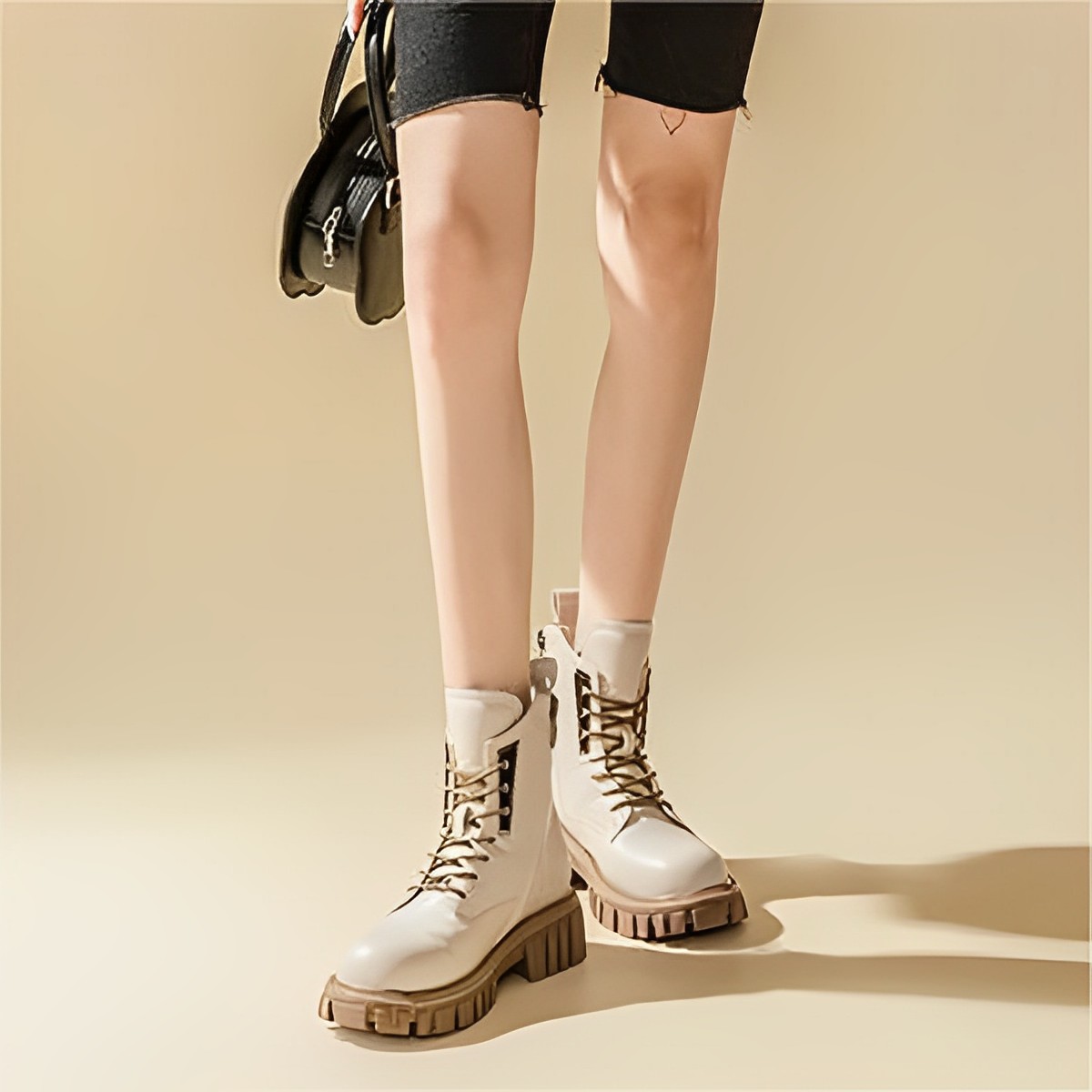 (W) Exull YiSiQ Leather Martin Boots 'Cream CMFT' 圖 4