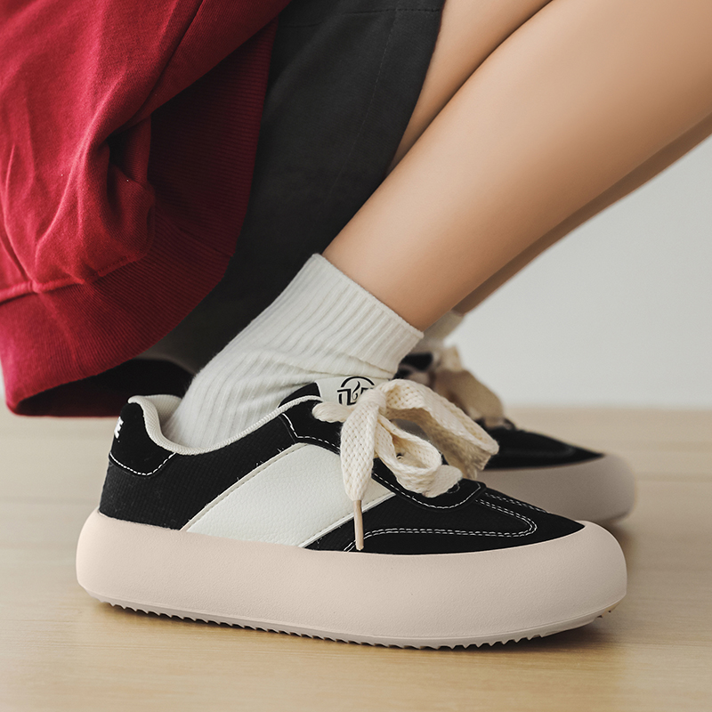 Shop (Women) Feiyue Low-Top 'Comfortable Versatile Black' FYHY/1-13016